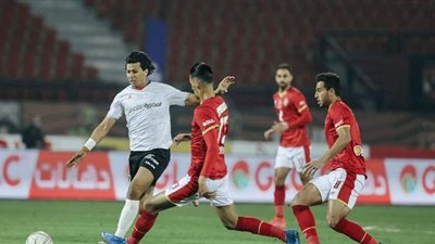 حمدي فتحي يغيب عن مواجهة الأهلي والإسماعيلي.. اعرف السبب
