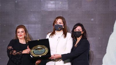 هالة السعيد: إشادة دولية بجهود الدولة لمساندة المرأة خلال جائحة كورونا