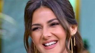 دنيا سمير غانم تحتفل بوصول متابعيها عبر الانستجرام لـ 12 مليون