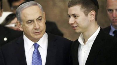 تغريم نجل نتنياهو نصف مليون شيكل تعويضا لناشطة بقضية تشهير