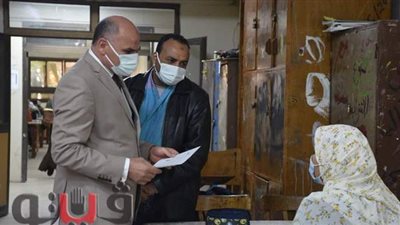 رئيس جامعة الأقصر يتابع سير الامتحانات بالكليات لليوم الثالث