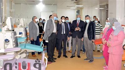 رئيس جامعة المنصورة يتفقد تجديد الوحدات التخصصية بمستشفى الأطفال