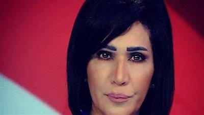 أول تعليق من مذيعة التلفزيون بعد واقعة 