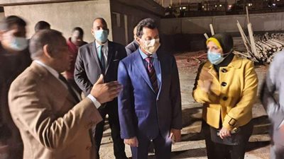 وزير الرياضة في زيارة مفاجئة لمركزي شباب سراي وحدائق القبة