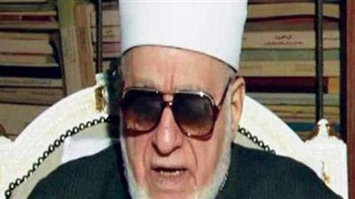 هل سلس البول من الأعذار التي تبيح للمريض الصلاة معه؟