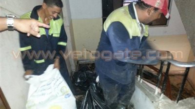 بالصور.. إزالة آثار حريق مكتب المحاماة في المهندسين