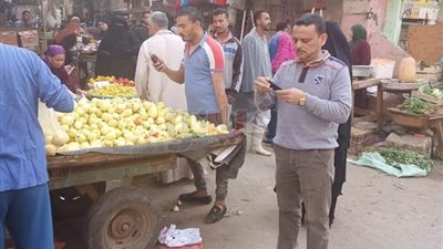 حملة لرفع الإشغالات بشارع مستشفى الصدر بالعمرانية (صور)