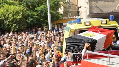 جنازة عسكرية للشهيد الرائد أحمد فوزي زيد بمسقط رأسه بالبحيرة