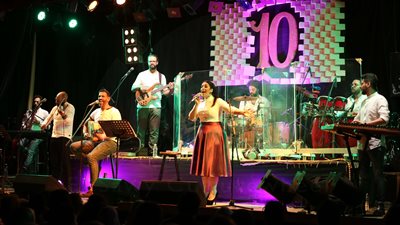 «بساطة» تحتفل بعيد ميلادها الـ10 في ساقية الصاوي (صور)