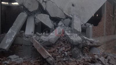 إزالة أساسات فيلا لمسئول بالأقصر (صور)