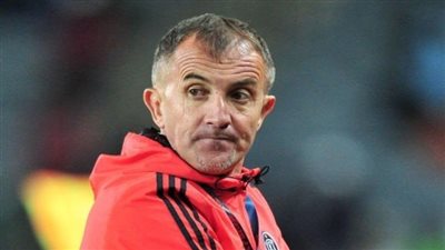 ميتشو يعلن تشكيل الزمالك في ودية حرس الحدود