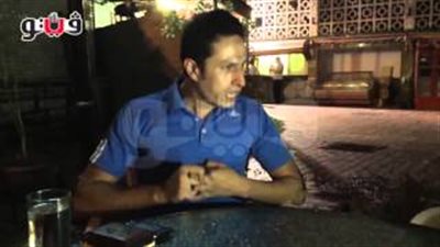 بالفيديو.. «ضحية التعذيب» داخل حجز «شبرا الخيمة» يروى الواقعة.. المحبوسون أشفقوا عليّ وعالجوني.. ضباط القسم عذبوهم بالكهرباء لمعاقبتهم.. مدير أمن الجيزة قالى: «إنت من رجالتى&#