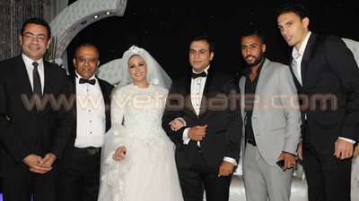 بالصور.. لاعبو الأهلي يحضرون حفل زفاف نجل عضو النادي أحمد عبد الصادق