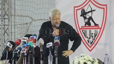 مرتضى منصور بالمؤتمر الصحفي للزمالك: مجلس الإدارة «مش طرطور» والفصل مصير المتطاولين عليه.. كرسي الوزارة لا يدوم ونمد يدنا لفتح صفحة جديدة مع عبد العزيز.. كل مليم صرفته اللجنة سيعود للنادي با
