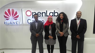 مدير إدارة جمعية المعلومات بالاتحاد الأفريقي يزور هواوي مصر