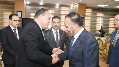 رئيس العامة لتعليم الكبار بالشرقية: الأمية تهدد الدول النامية (صور)