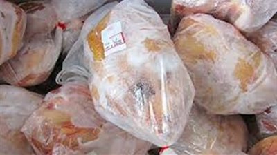 رئيس القابضة بالتموين يكشف صلاحية الدواجن المستوردة بالمجمعات