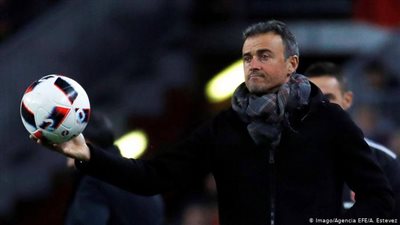رسميا.. عودة لويس إنريكي لقيادة منتخب إسبانيا