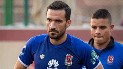 فحص طبي لثنائي الأهلي قبل مران الغد