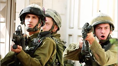 الاحتلال يخترق هدنة الـ 72 ساعة ويفتح نيرانه على قوارب صيد