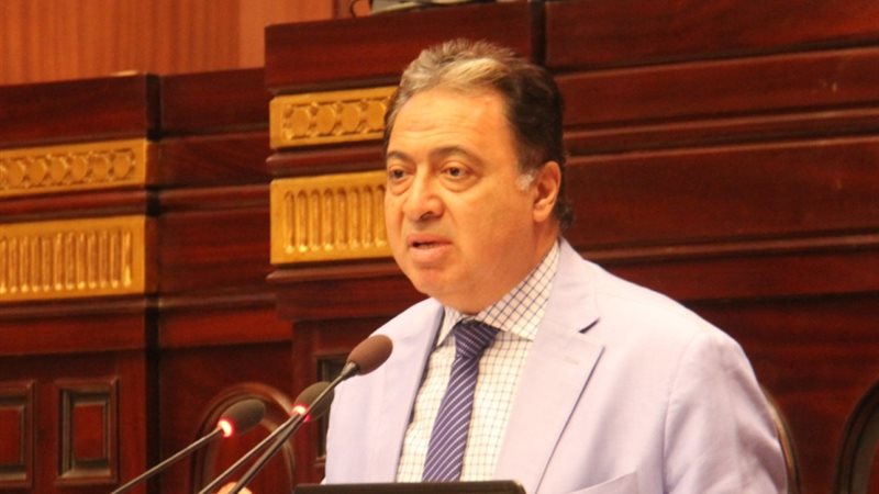 الدكتور أحمد عماد