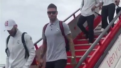 وصول ريـال مدريد إلى كتالونيا استعدادا للكلاسيكو (فيديو)