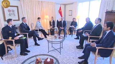 السيسي يستقبل وزيرة دفاع ألمانيا في مقر إقامته ببرلين (فيديو)