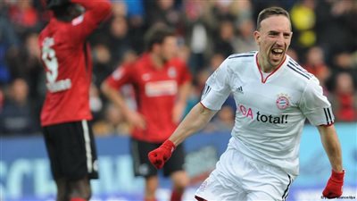 ريبيري ينافس ميسي على جائزة أفضل لاعب في العالم