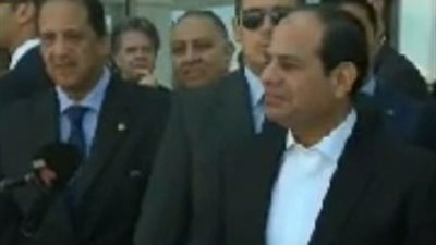 بالفيديو.. السيسي يلتقي 