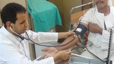 قافلة طبية مجانية توقع الكشف على 2200 مواطن بكرداسة