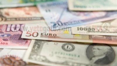 استقرار الدولار وتراجع الإسترلينى واليورو اليوم