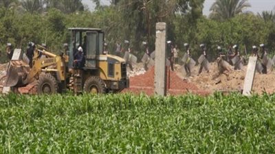 إزالة 32 حالة تعدٍ على الأراضي الزراعية بمركز الزقازيق