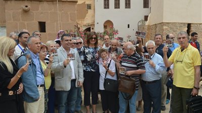 وفد قبرصي ويوناني يختتم أسبوع إحياء الجذور بزيارة لسانت كاترين (صور)