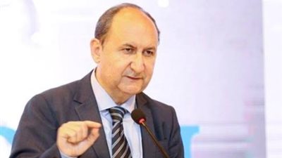 الصناعة: نحرص على مد جسور التعاون الاقتصادي مع القارة السمراء 