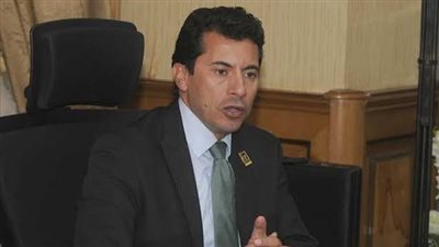 وزير الرياضة: الأداء مشرف ولاعبو المنتخب الأوليمبي يلعبون بقلوبهم وعقولهم