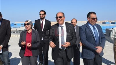 رئيس التنمية الصناعية ونائب محافظ البحر الأحمر يبحثان سبل دعم التنمية