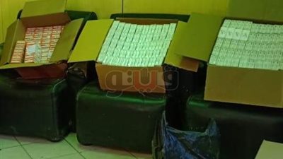 كشك كهرباء يتحول إلى مخزن سجائر بشمال الجيزة (صور)