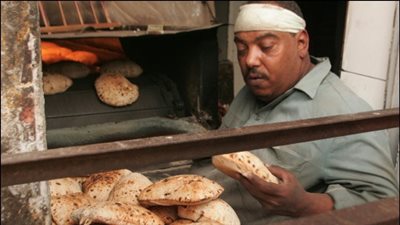 مخابز قنا تنتظر صرف الخبز المدعم بالكيلو