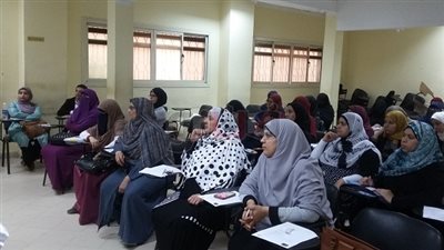 عميد «تمريض الفيوم»: يجب علاج المشكلات النفسية المرتبطة بالإدمان