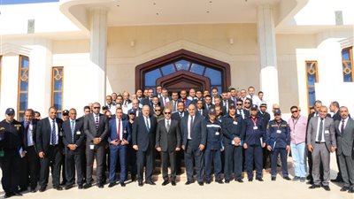 يونس المصري لعمال مصر للطيران: أنقذتم الطائرة الأوكرانية من كارثة