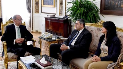 شريف إسماعيل يستقبل أمين عام منظمة السياحة العالمية