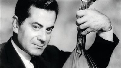 فريد الأطرش يستقبل رمضان بـ«هلت ليالي» في أول حفلة عامة