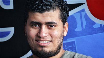 محمد كارم يكتب: هل يعقل أن يرتدي السولية شارة قيادة الفراعنة في وجود طارق حامد