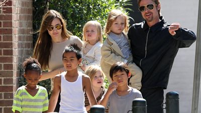 أنجلينا جولي تفقد أحد أطفالها الستة