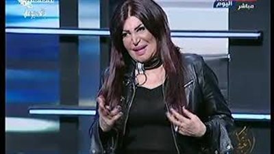 نجوى فؤاد: أول مرة رقصت في فرح كان بـ150 قرش (فيديو)