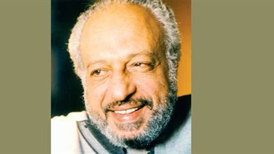 أحمد بهجت: رمضان بغير مقهى الفيشاوي بحر بلا سمك