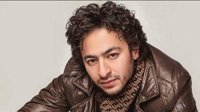 غدًا.. حمادة هلال ضيف شريف عامر في «يحدث في مصر»