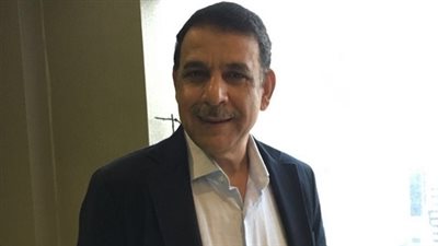 أنور أحمد يروي حكم القاضي في صراع القطايف والفالوذج