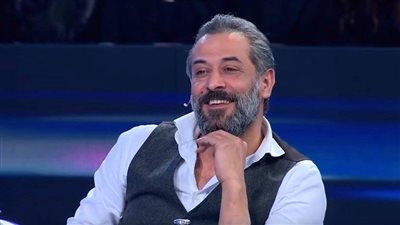 عبد المنعم عمايرى| تعرف على بايزيد محمد الفاتح في مسلسل ممالك النار