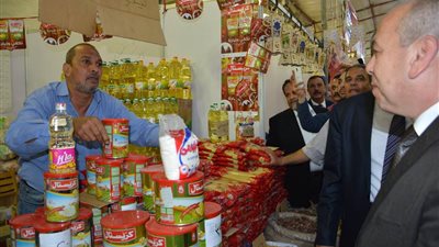 تفاصيل افتتاح محافظ دمياط لمعرض «أهلا رمضان» (صور)